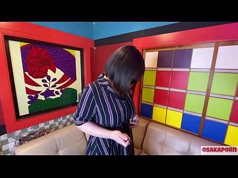 ❤️ Déanann cutie Seapánach le tits móra masturbates le bréagáin ghnéis agus tá orgasm aige. Labhraíonn sí in agallamh faoina taithí fucking. Tits ollmhóra agus pussy hairy ag caoineadh os ard. Osakaporn Físeán fuck  linn ☑